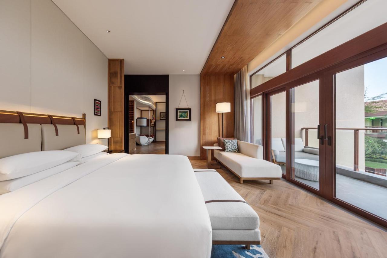 Grand Hyatt Shenzhou Peninsula Hotel Wanning Exterior photo