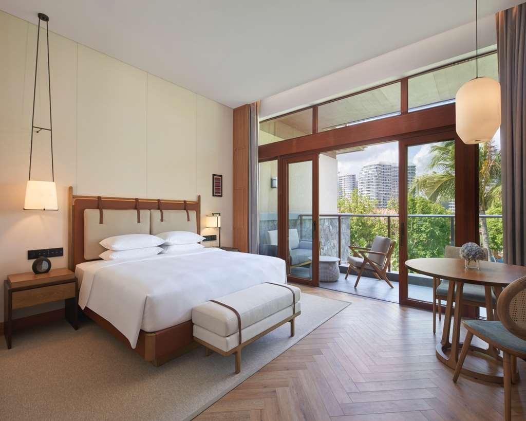 Grand Hyatt Shenzhou Peninsula Hotel Wanning Room photo