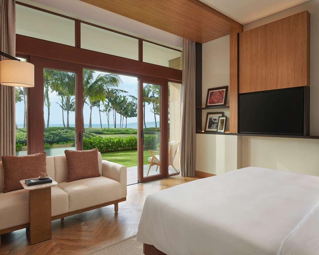 Grand Hyatt Shenzhou Peninsula Hotel Wanning Room photo